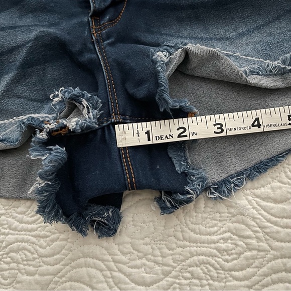 REWASH High Rise Comfort Stretch Distressed Denim Shorts Size 3 - Picture 15 of 16